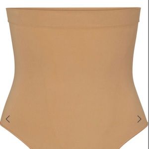 SKIMS Sculpting High Waist Thong in Ochre. Brand new, in box.